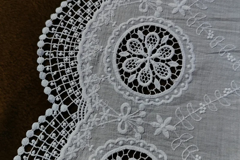 lace cloth