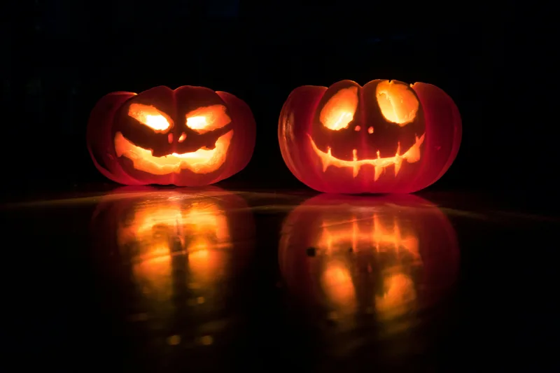 two pumpkin lanterns